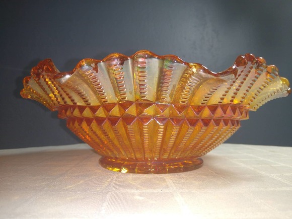 Imperial marigold scroll embossed carnival glass bowl - Picture 3 of 5